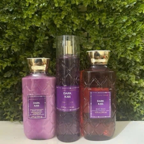 Xịt thơm toàn thân Bath & Body Works Dark Kiss Hương Thơm Quyến rũ